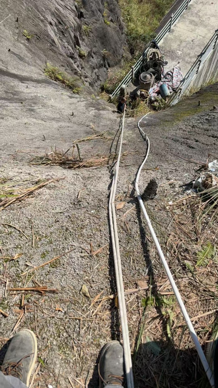 2025年监测类项目现场埋设及参加各项会议实拍